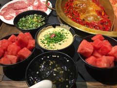 -沸炉重庆老火锅(军事博物馆店)