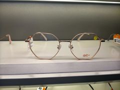 -宝视达眼镜(美中城店)