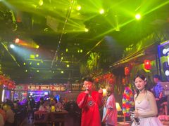 -喜鹊音乐酒馆(西街店)