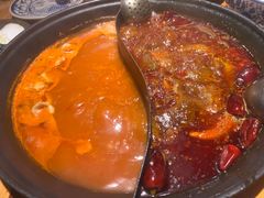 -旧街市鲜货老火锅(大光路店)