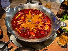 台式麻辣锅-湊湊火锅·茶憩(杭州湖滨银泰in77店)