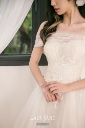 -Lady  Jane高端婚纱礼服馆