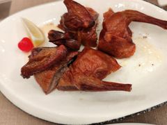 尚品嫩汁乳鸽-尚一汤·粤菜海鲜(环球港店)