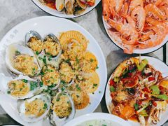 -四川小胡子海鲜(丁村万人海鲜广场店)