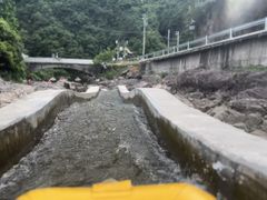 -安吉龙王山峡谷漂流