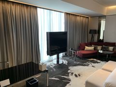 -广州天河希尔顿酒店