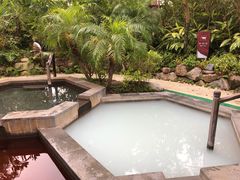 -水底山庄园温泉