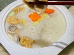 鱼汤萝卜丝浸鱼腐-白云宾馆·白云宴餐厅