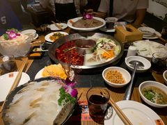 -佬土鹅肠火锅(解放路店)