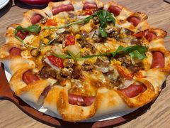 琥珀鲍汁和牛比萨烤肠卷边普装-必胜客(欧亚卖场店)