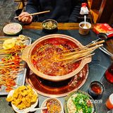 天冷来吃点热和的❗麻辣鲜香火锅串串太好吃了[惊叹]