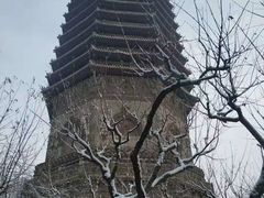 -玲珑塔公园