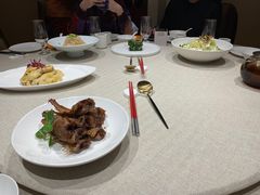 -品悦酒店(三林古镇店)
