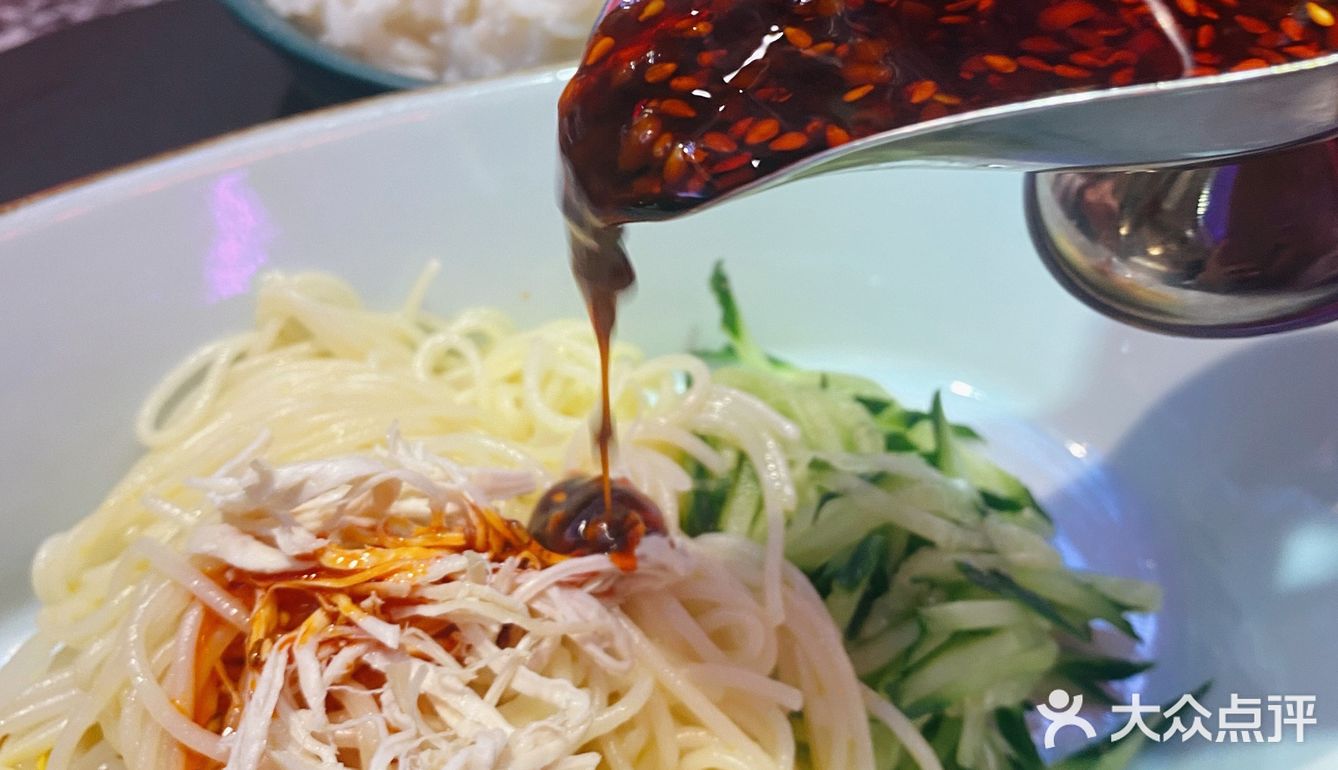 冬天和辣辣的川菜很配哦[调皮]～
