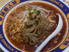 -魔都三兄弟酸辣粉·蘸卤炸串(虹桥万科店)