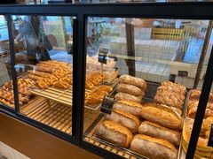 -Dough&Joe团憩(瑞虹天地月亮湾店)