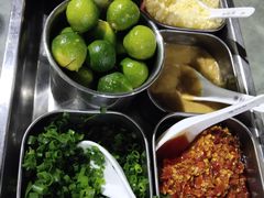 -四川小胡子海鲜(丁村万人海鲜广场店)