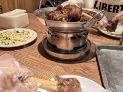 -清真吴记门钉肉饼·喜多利