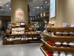 -七鲜超市(瑞虹天地太阳宫店)