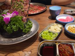 -明洞阿姨·韩式酱蟹烤肉·创意料理(三元桥店)