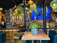 -临界音乐酒馆·小龙虾·江湖菜(华熙LIVE·鱼洞店)