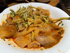 东北拉皮-安诚居干锅鸭头(八角店)