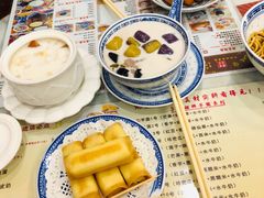金牌炸牛奶-广信牛奶甜品世家(台东店)