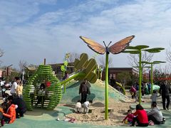 -季高兔窝窝亲子园(上海薰衣草公园店)