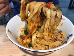 招牌牛肉四合一-黎一碗大碗手工面(城市立方店)