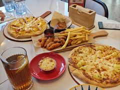 -必胜客(松雷店)