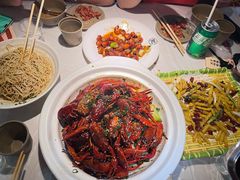 -肥肥虾庄·金牌油焖大虾(沙湖店)