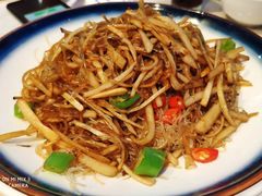 -小鱼儿海鲜港(新村十区店)