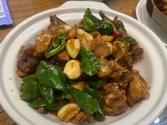 -泉畔人家·老济南经典鲁菜(大明湖店)
