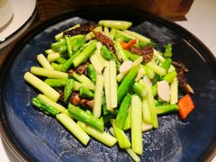 羊肚菌炒芦笋-周三的情书花园餐厅(江北店)