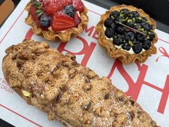 -HOT CRUSH趁热集合·现烤面包(环球港店)