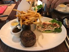 -db Bistro & Oyster Bar by Daniel Boulud(滨海湾金沙店)