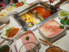 -海底捞火锅鲜切牛肉主题店(长寿路店)