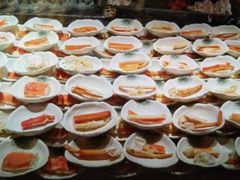 -雍容荟帝王蟹活龙虾展台自助(IFS黑金店)