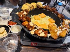 -Common Table · Brunch & Coffee