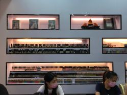 -美斯洛美甲美睫连锁店