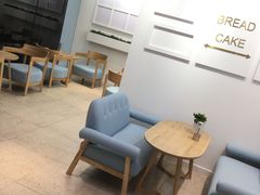 -焙丽拾光(麦凯乐直营店)