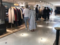 -乐蓬马歇百货公司(Rive Gauche)
