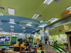 -莫莉幻想儿童乐园(北京丰台永旺店)