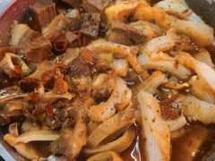 -鼎牛牛炖锅·烤串(温泉路店)
