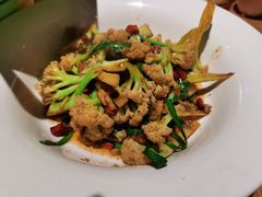 -费大厨辣椒炒肉(万家丽一店)