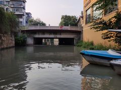 -汇龙潭