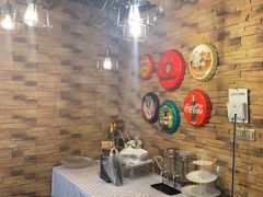 -玩坞轰趴馆·户外团建聚会主题生日派对馆(世豪广场店)