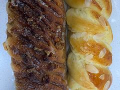 -Bread Talk 面包新语(荟聚店)