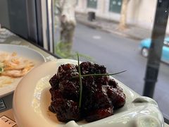 -穹六人间 people 6(岳阳路店)