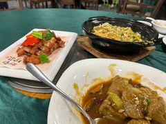 -郑猛记石岐鸽主题餐厅(长江店)